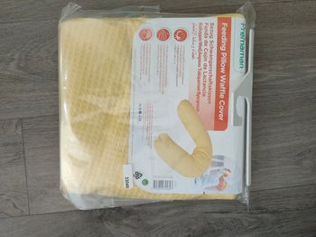 Housse coussin d'allaitement neuf