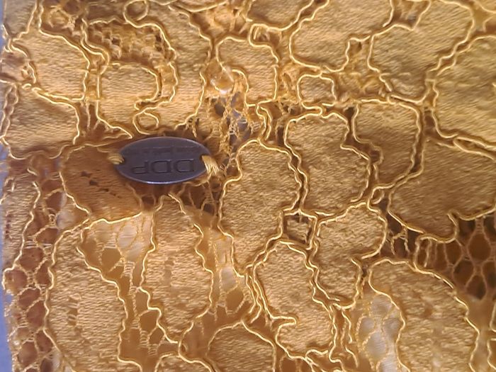 Robe dentelle jaune moutarde DDP Taille M - photo numéro 5