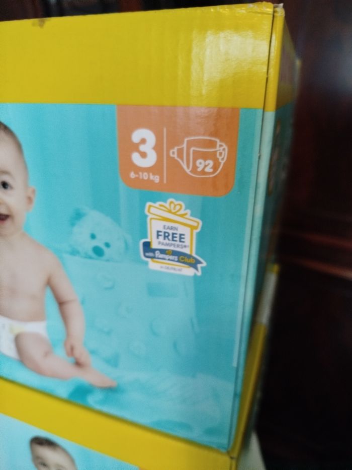 184 couche Pampers taille 3 premium protection - photo numéro 2