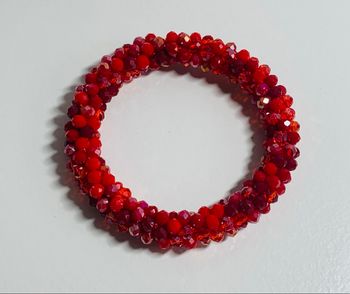 Bracelet jonc continu rouge rubis tourbillonnant