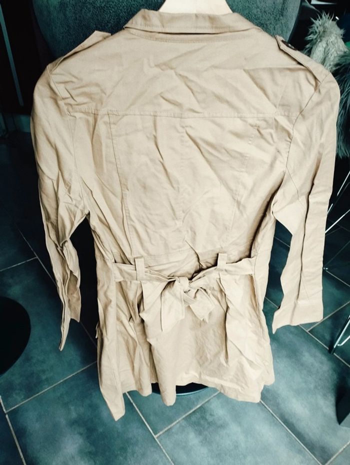 Trench beige neuf t. 36 - photo numéro 2