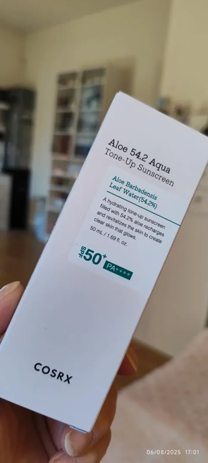 Kbeauty Cosrx Aloe 54.2 Aqua Tone Up Sunscreen Teinté Rose Naturel SPF 50 PA4+ 50ml - photo numéro 6