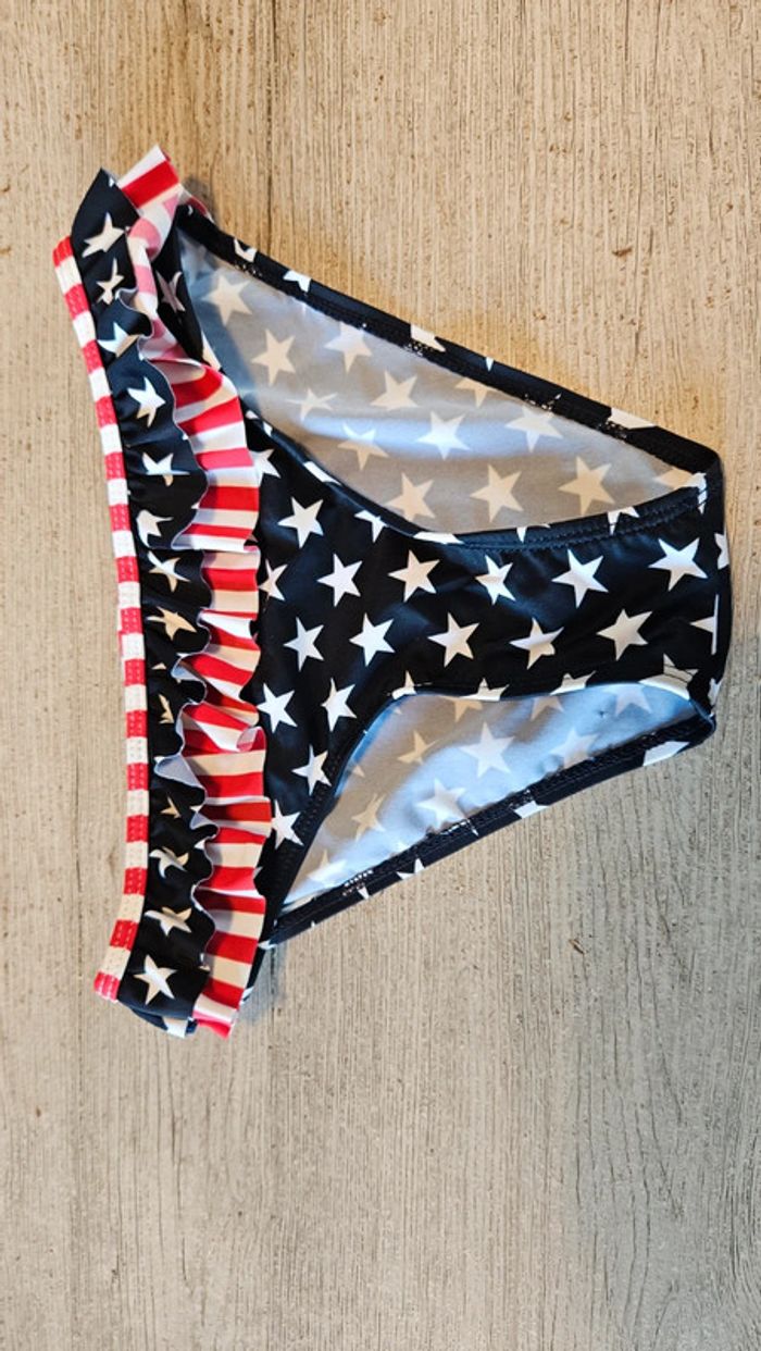 Bikini fille bleu, blanc et rouge avec étoiles, taille 10/12 ans - photo numéro 3
