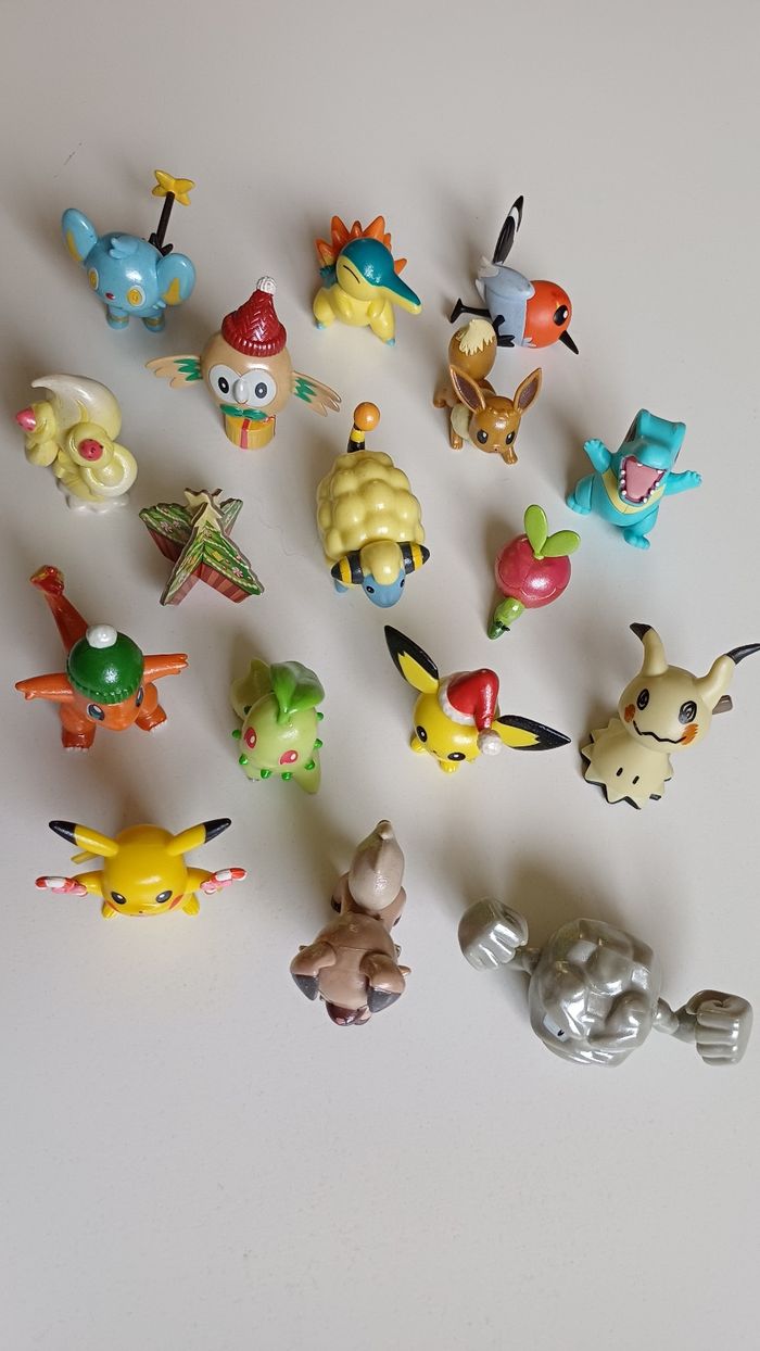 Lot de figurines Pokémon. - photo numéro 5