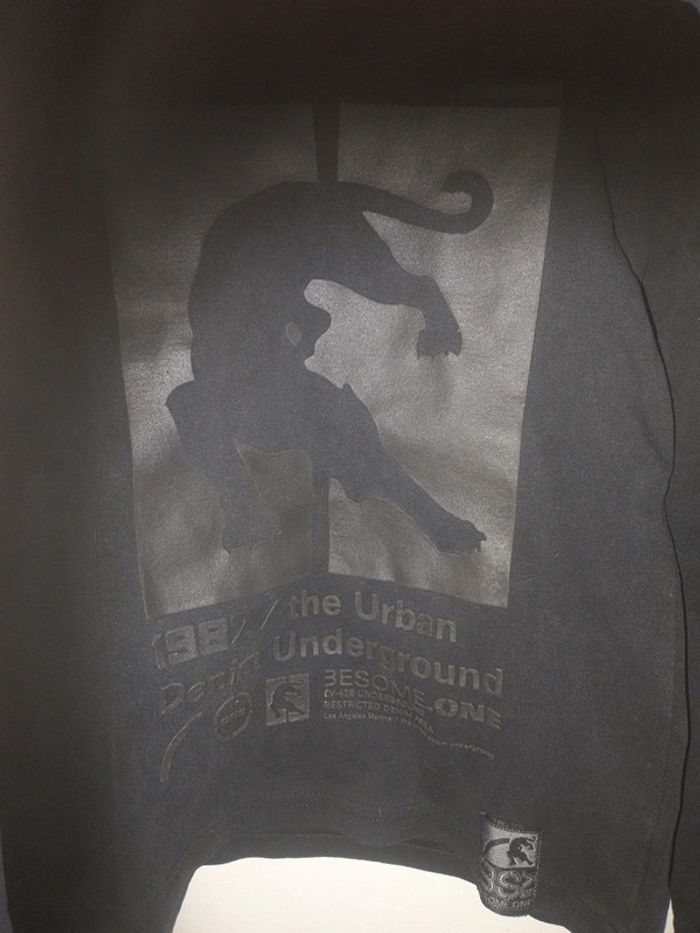 T shirt besome - photo numéro 2