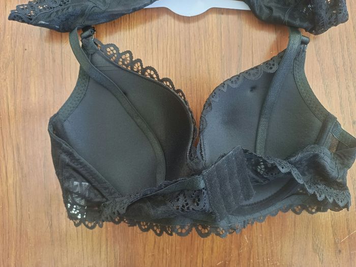 Ensemble lingerie - photo numéro 2