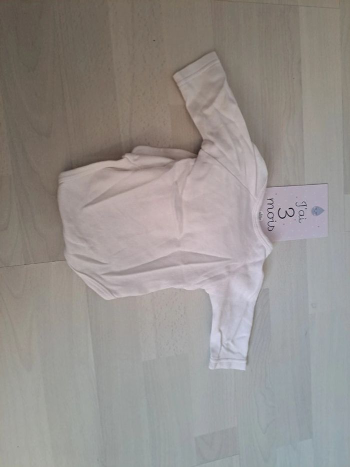 Body 1 mois - photo numéro 5