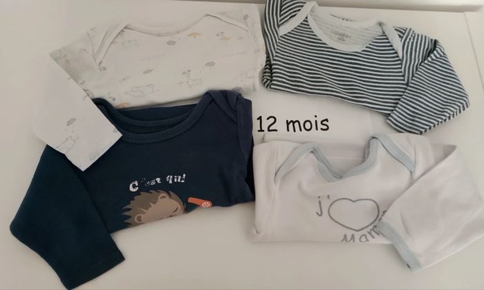 Lot bodys ml 12 mois