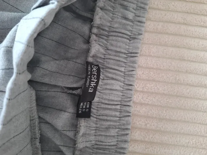 Pantalon gris - photo numéro 2