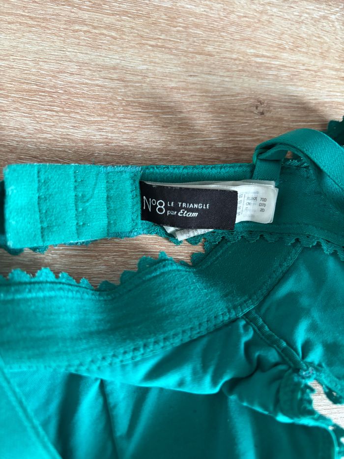 Soutien gorge Etam numéro 8 triangle taille 85D vert - photo numéro 4