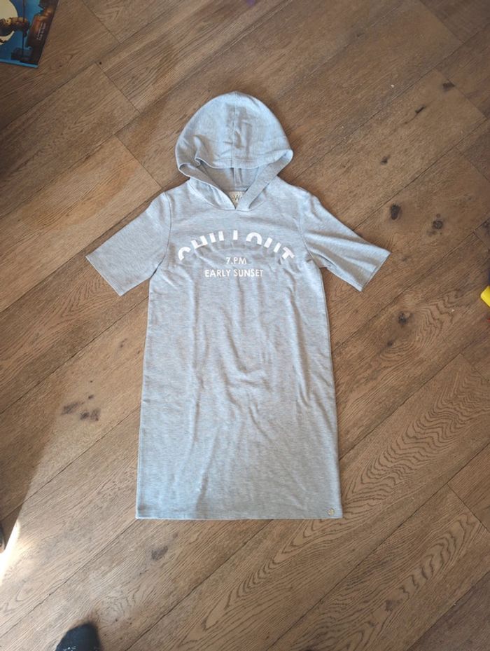 Robe sweat ikks M 16 ans