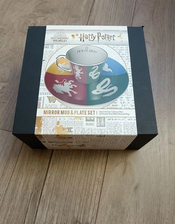 Coffret cadeau tasse et soucoupe neuf Harry Potter