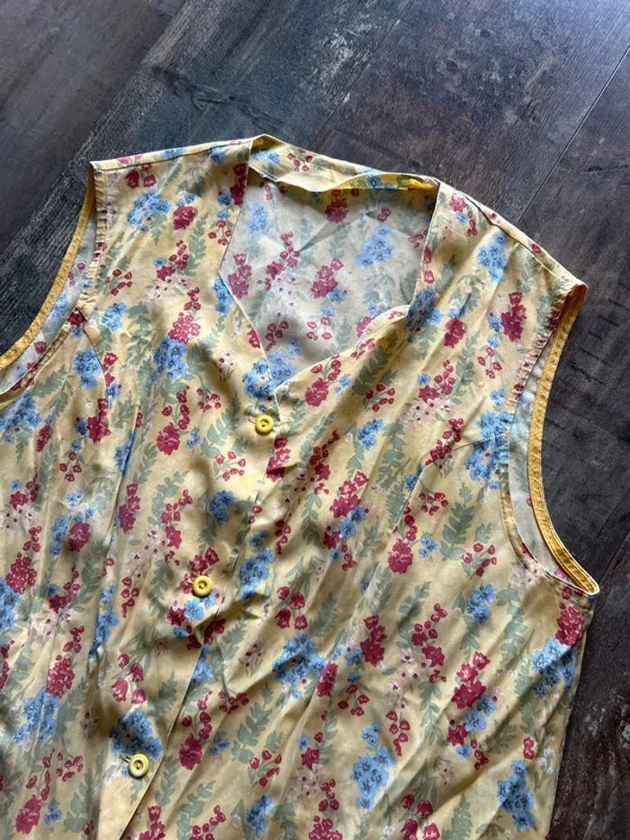 Robe jaune fleurie - photo numéro 2