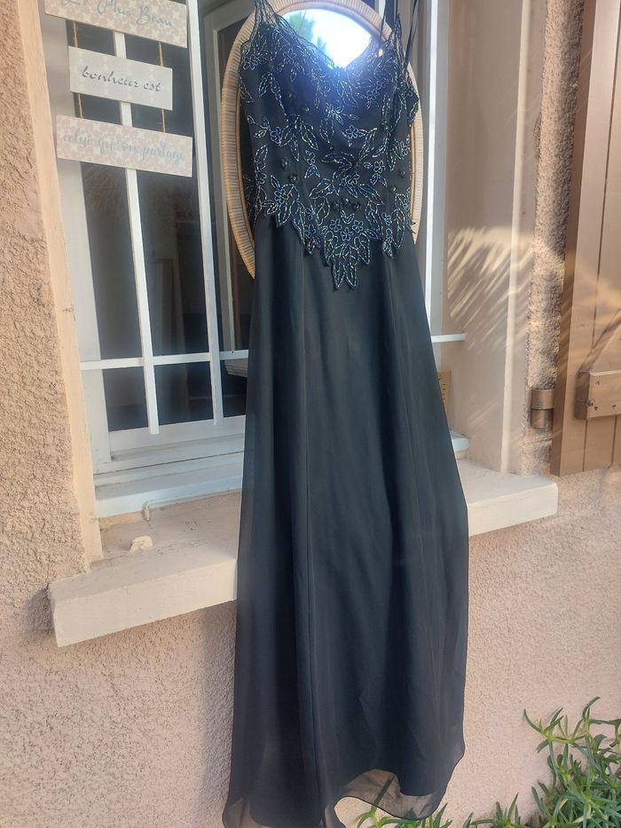 Robe de soirée - photo numéro 2