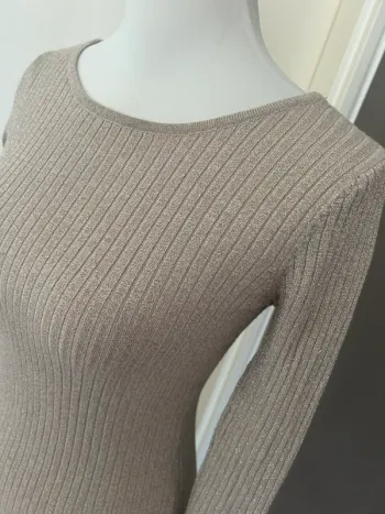 Belcci pull t-shirt maille haut à paillettes argenté taille 36