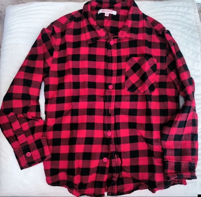 Chemise à carreaux rouge et noir U Essentiel 8 ans