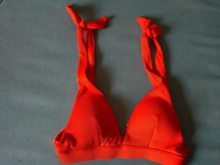 Haut de bikini rouge plissé – Camaïeu – Taille 36 (EU) - photo numéro 4