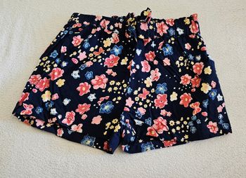 Short fleuri - Taille 5 ans