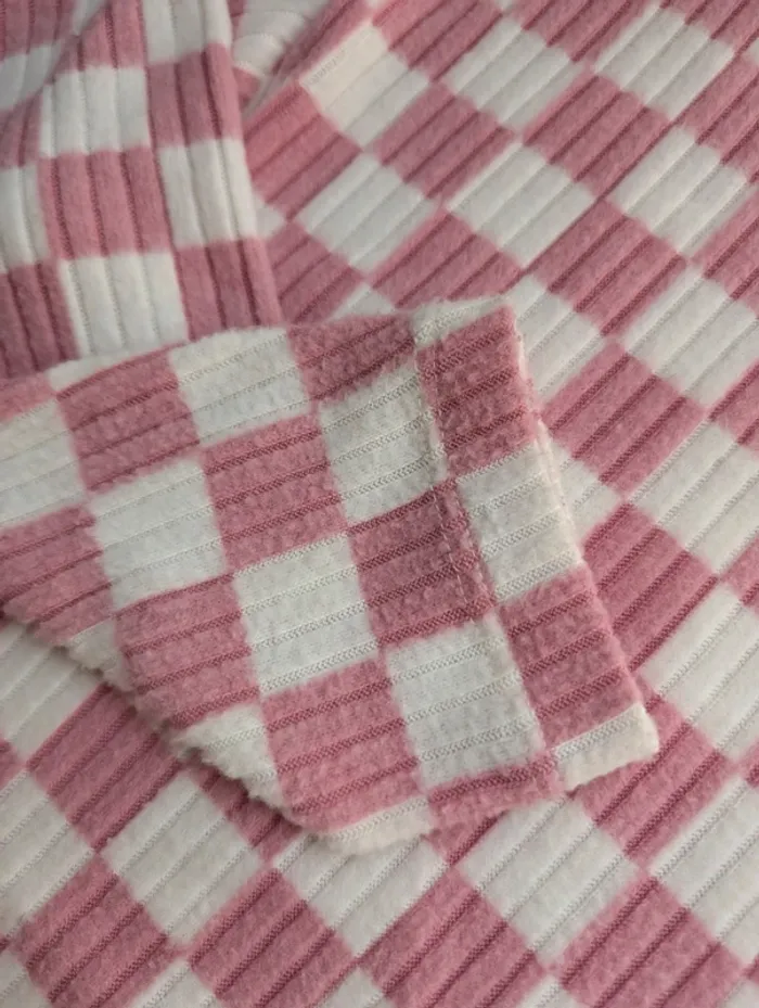 🩷 Pull à carreaux H&M – 9 ans - photo numéro 4