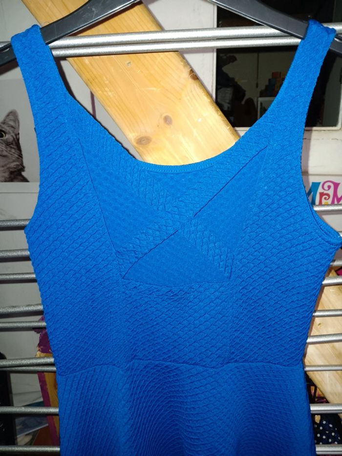 Robe la halle 14.ans trapese - photo numéro 2