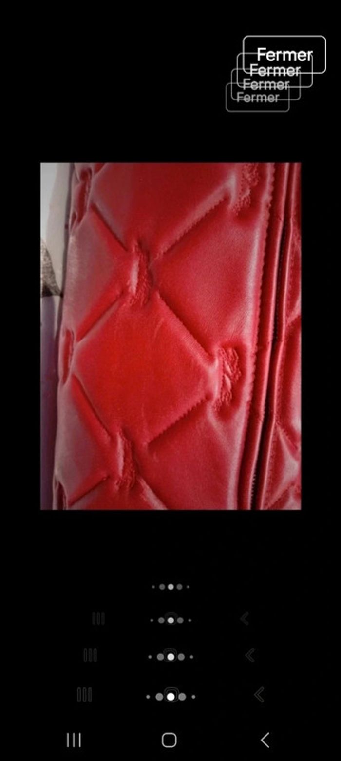 Sac longchamp bandoulière avec quelques petites imperfections voir les photos - photo numéro 4