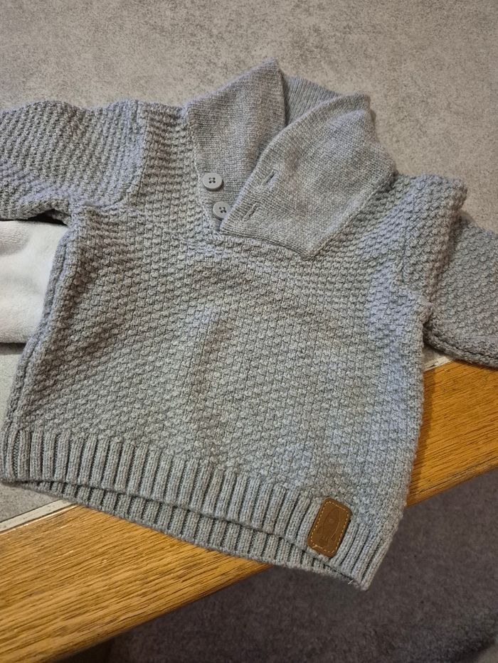 Lot de t-shirt shirt et pull bébé taille 3 mois - photo numéro 6