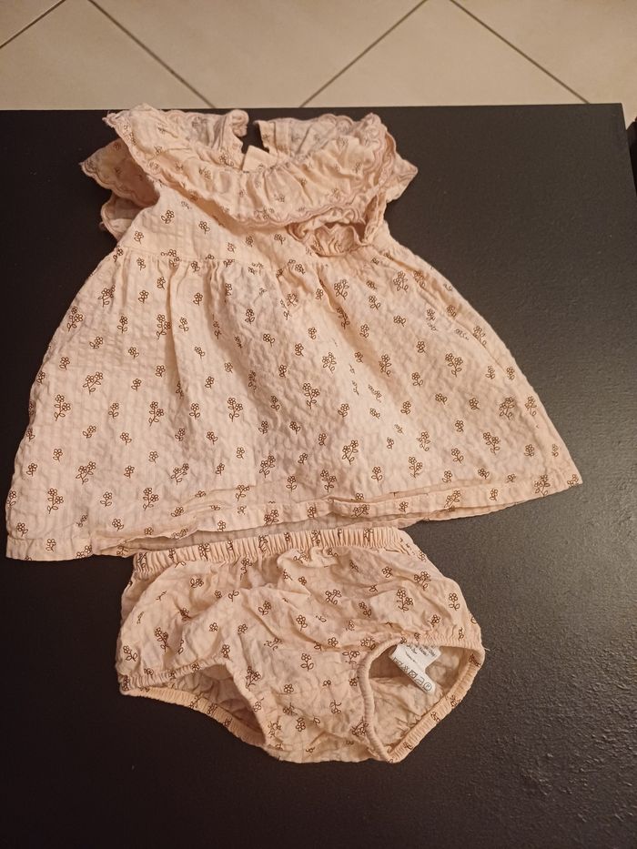 Robe bébé