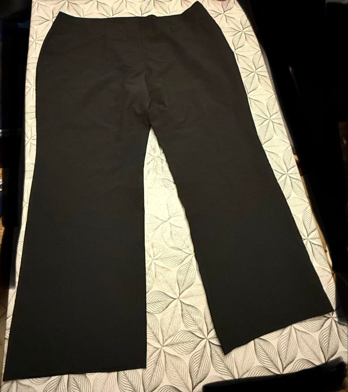 Pantalon noir - photo numéro 2