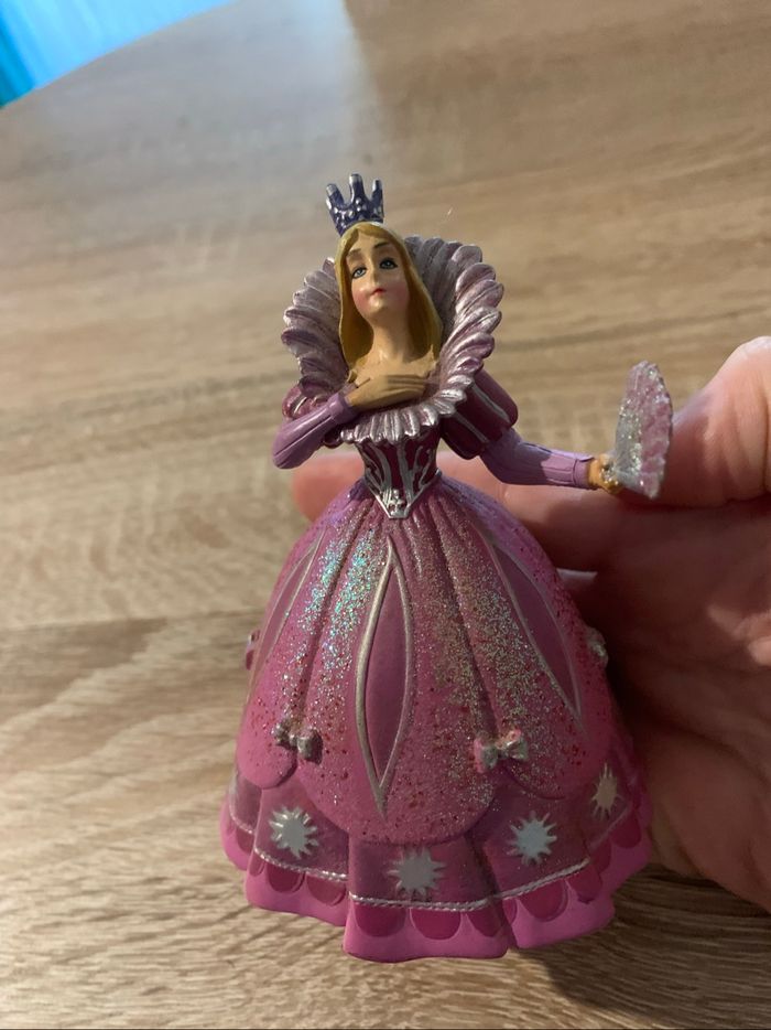Figurine princesse à l’éventail - photo numéro 4