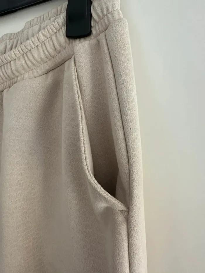 Pantalon joggers beige casual homme Fashion Nova taille L - photo numéro 3