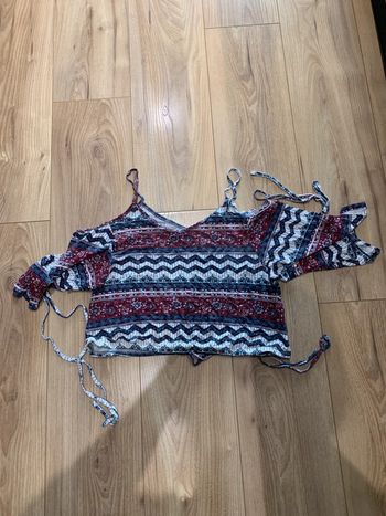 Crop top motif géométrique