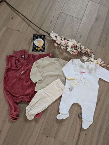 Lot 3 pyjamas 3 mois