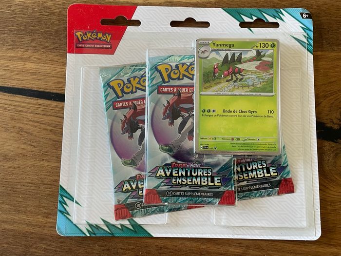 Tripack EV9 Aventures Ensemble Illustration Yanmega  Neuf FR Scellé