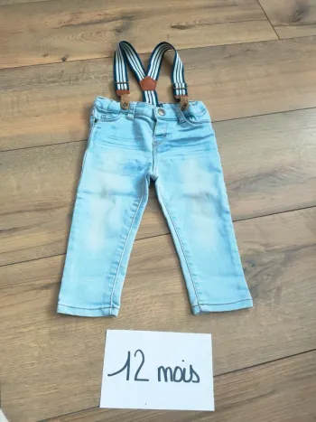 Jeans bleu clair avec bretelles bébé garçon 74 cm soit 12 mois