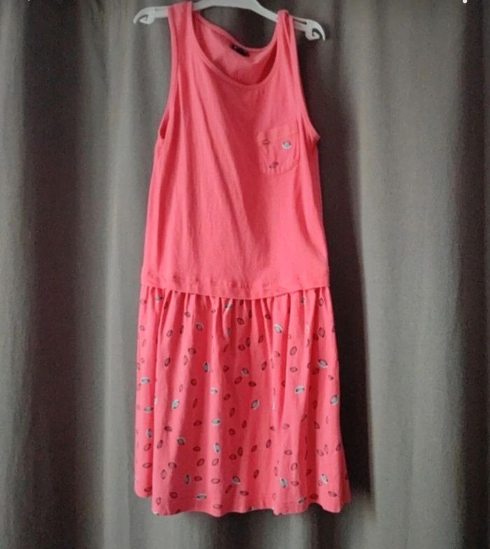 Robe courte