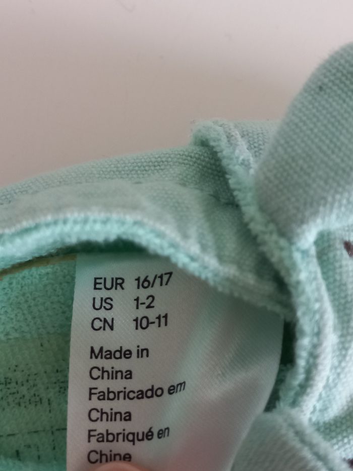 Chaussons ourson H&M 16/17 - photo numéro 2