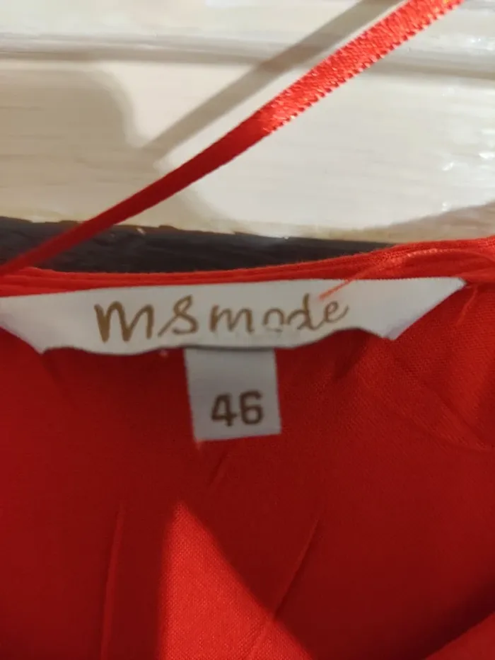 Haut rouge M&S MODE - photo numéro 3