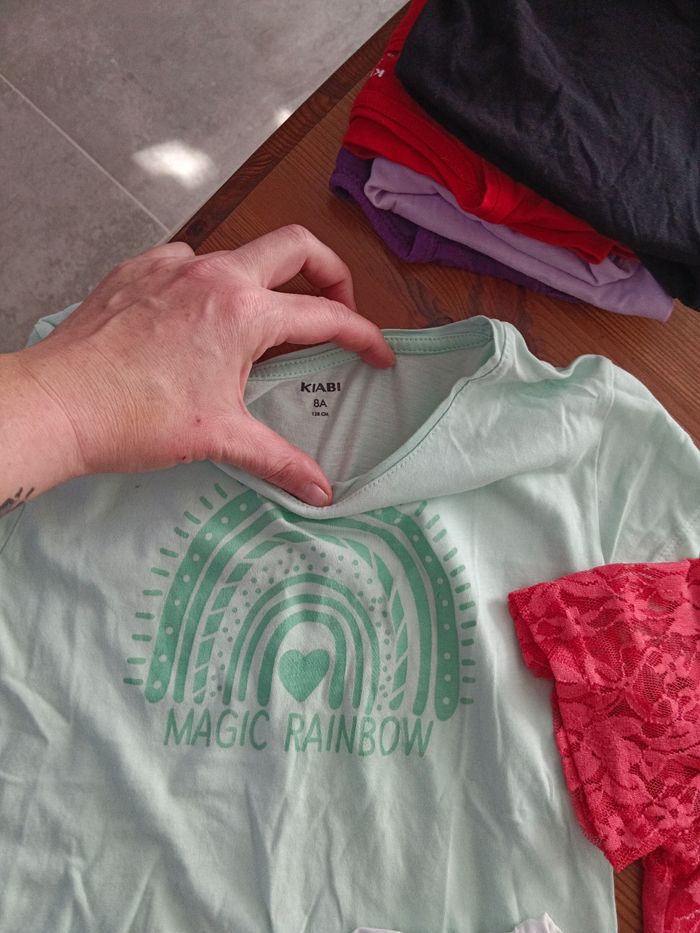 Lot tee shirt fille 8 ans - photo numéro 4