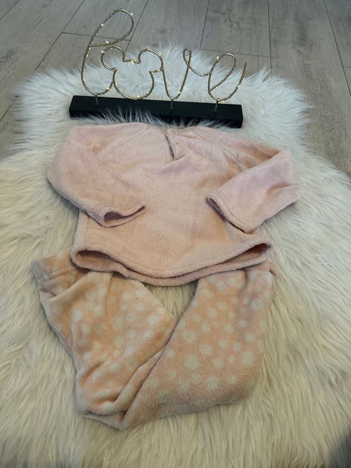 Très beau pyjama chaud 🥰 in extenso taille 98 cm - photo numéro 2
