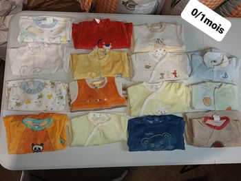 Lot pyjamas/grenouillères