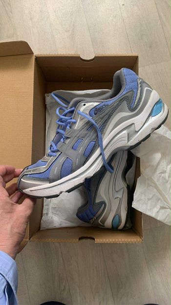 Basket Asics Preleus