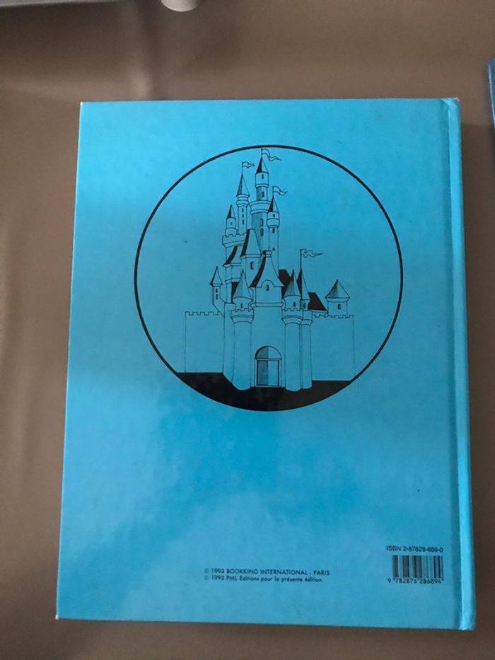 Livre Les plus beaux contes - photo numéro 2