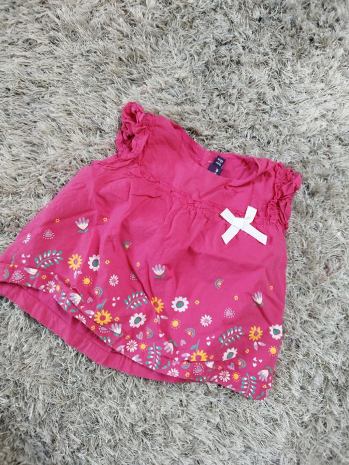 Magnifique t-shirt été bébé fille taille 6 mois rose fushia sergent major