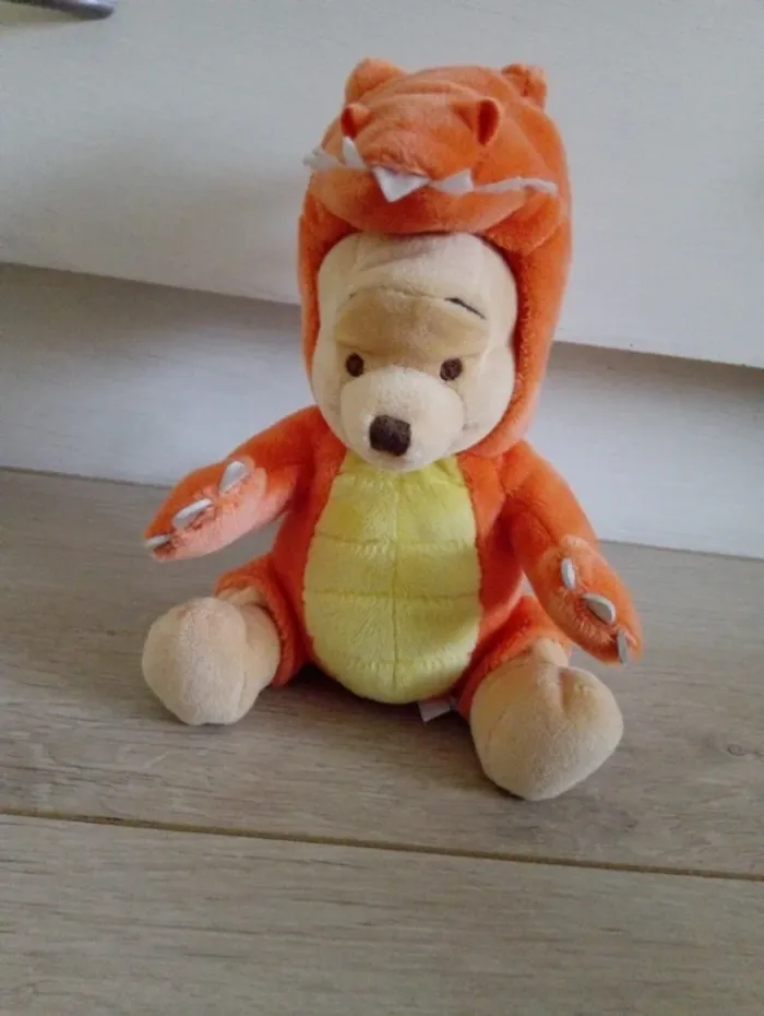 Winnie dragon orange