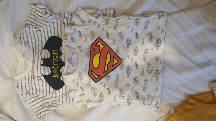 Vetements bébé 6-9 mois - photo numéro 2