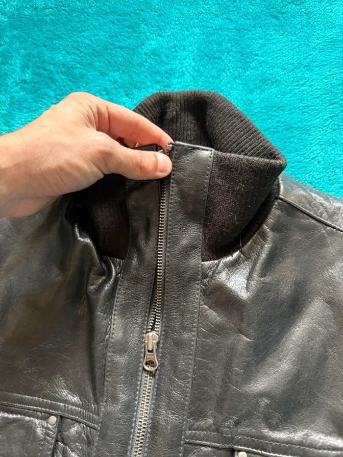 Veste en cuir noir - photo numéro 4