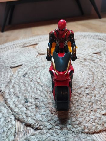 Moto spiderman