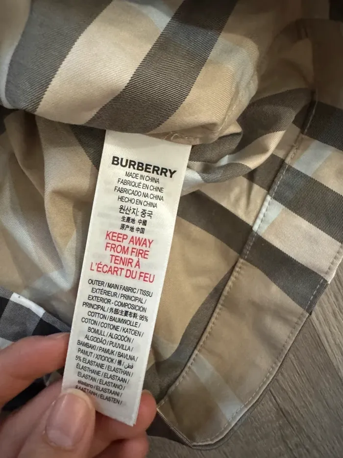 Robe chemise burberry neuf jamais porté - photo numéro 6