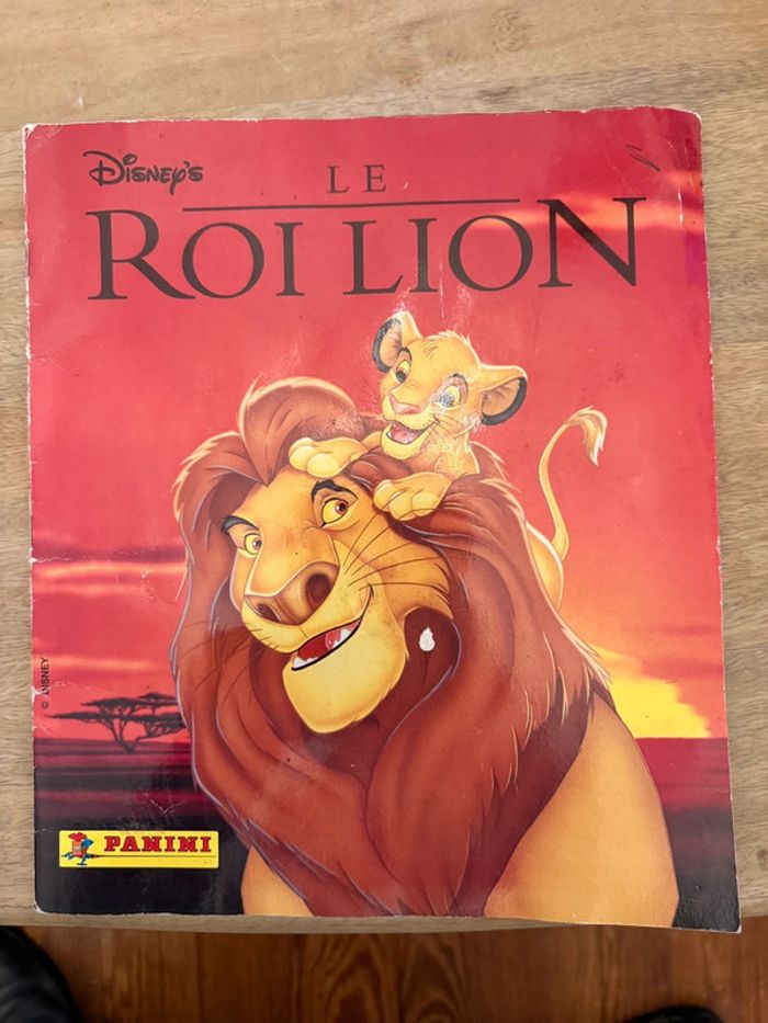 Livre Album Panini Complet stickers autocollants - Le Roi Lion Walt Disney