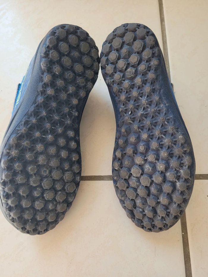 Chaussures rugby Agility 160 kipsta taille 31 - photo numéro 2